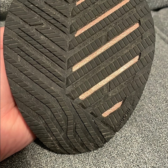 Brooks Levitate Black and Pink Athletic Shoes - Picture 7 of 10